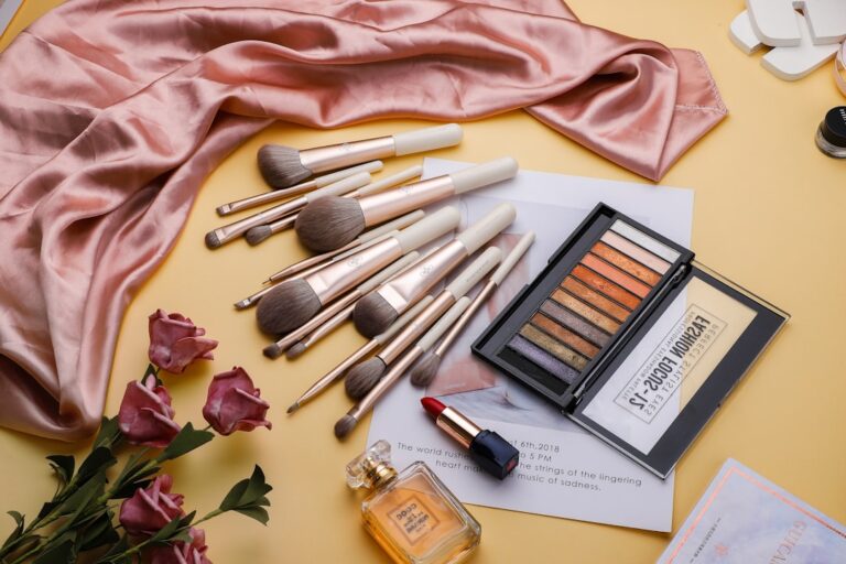 The Ultimate Guide to Choosing the Right Beauty Tools